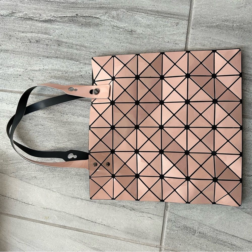 Pink geometric shape bag - Picture 2 of 7